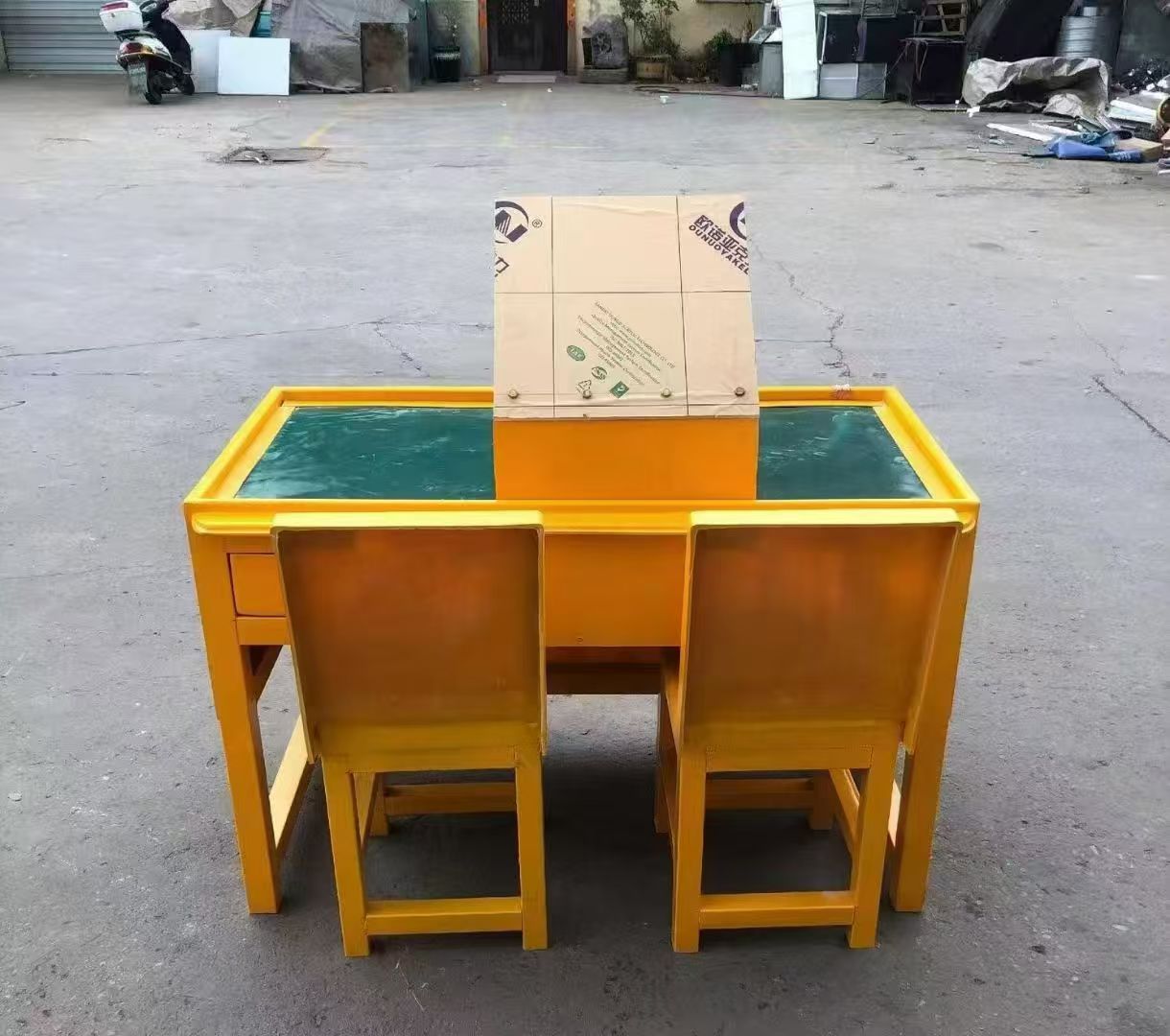 黄平防静电导通桌井下煤矿火工品发放桌：危险品流转的安全守护者
